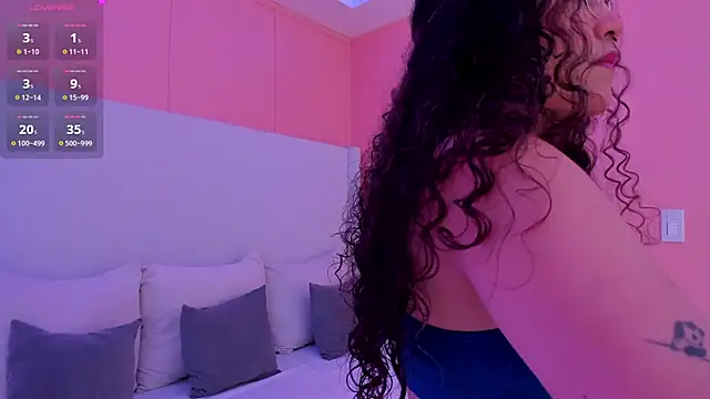 luna veega online show from 9, 4, 2026