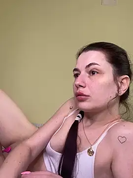 Snapshot of Cutee_Erika chatting on 30, 4, 2026 Cutee Erika online show from 30, 4, 2026