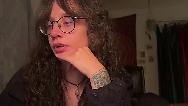 nyxo  online show from 24, 4, 2026