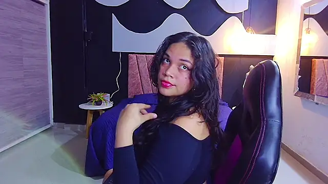 scarlettt  joness online show from 23, 4, 2026