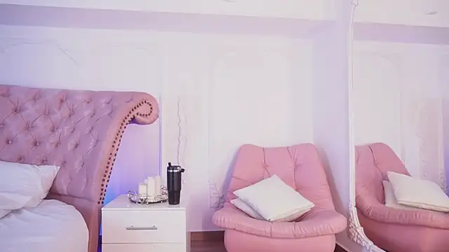 LucianaBlanco  online show from 18, 7, 2026