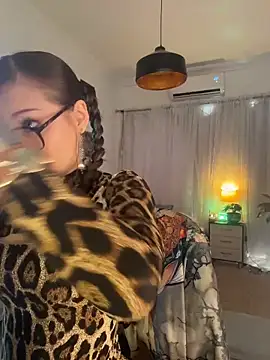 Snapshot of Tallulah_Kinky chatting on 20, 5, 2026 Tallulah Kinky online show from 20, 5, 2026