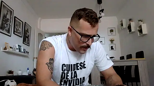 Snapshot of yanick931 chatting on 30, 5, 2026 yanick931 online show from 30, 5, 2026