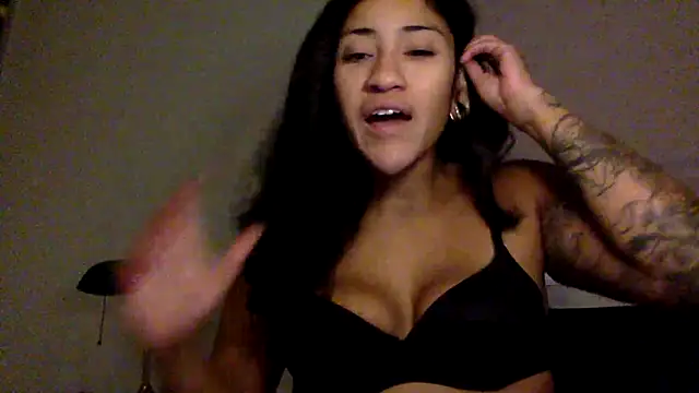 LatinaLoka online show from 9, 5, 2026