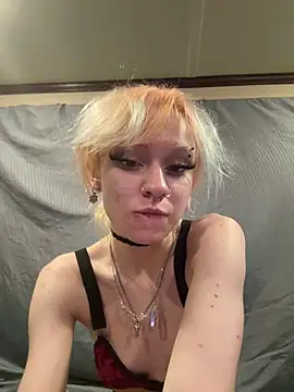 Snapshot of simplyobsessedwher chatting on 15, 3, 2026 simplyobsessedwher online show from 15, 3, 2026