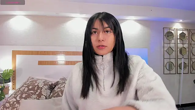 Snapshot of Violettaa_Stone chatting on 17, 6, 2026 Violettaa Stone online show from 17, 6, 2026