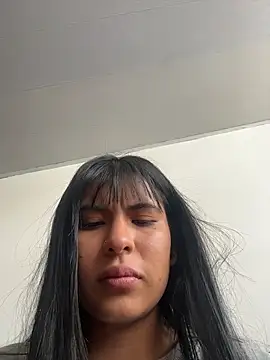Snapshot of Violettaa_Stone chatting on 23, 7, 2026 Violettaa Stone online show from 23, 7, 2026