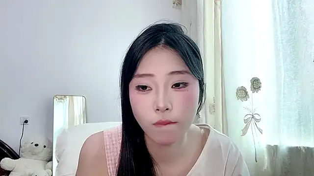 yiyibaby2026 online show from 10, 4, 2026
