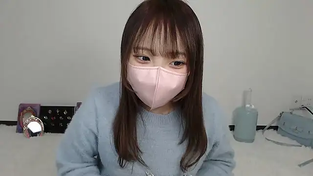 mayu nyann online show from 2, 4, 2026