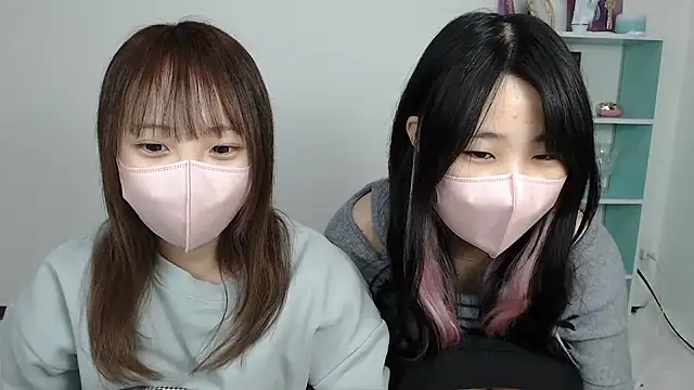 mayu nyann online show from 15, 4, 2026