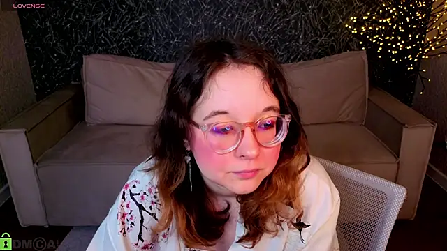 Snapshot of Aleks-caster chatting on 13, 4, 2026 Aleks-caster online show from 13, 4, 2026