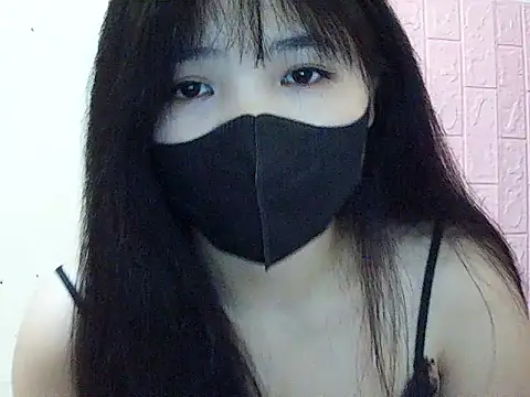 Snapshot of VyVy18 chatting on 2, 4, 2026 VyVy18 online show from 2, 4, 2026