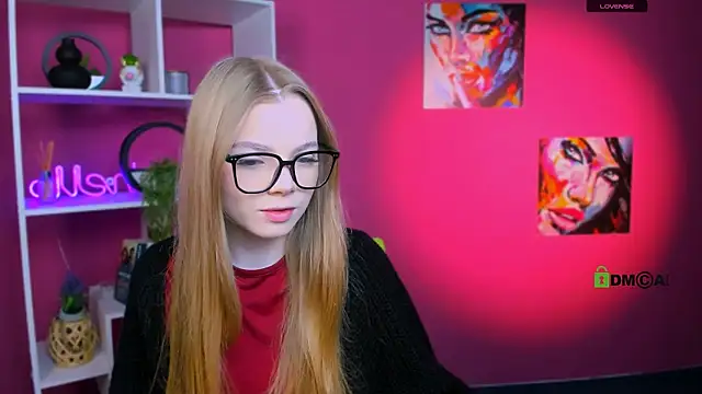 Snapshot of maddy_moah chatting on 30, 4, 2026 maddy moah online show from 30, 4, 2026