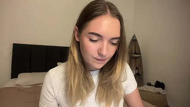 RoxyWet online show from 10, 4, 2026