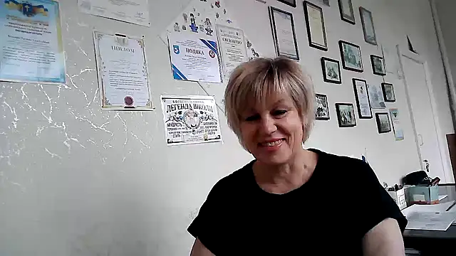 Snapshot of TatkaYang chatting on 4, 6, 2026 TatkaYang online show from 4, 6, 2026