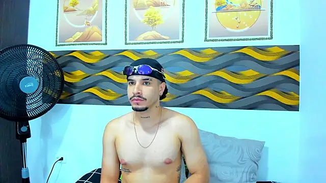 Leon Hotx online show from 24, 4, 2026