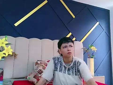 NikiEvanz online show from 24, 4, 2026