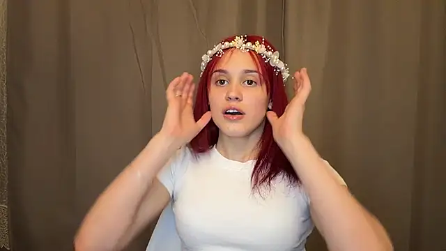 Snapshot of redhead_ginger chatting on 10, 4, 2026 redhead ginger online show from 10, 4, 2026