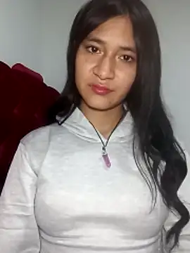 Snapshot of KarolaMendez chatting on 17, 5, 2026 KarolaMendez online show from 17, 5, 2026
