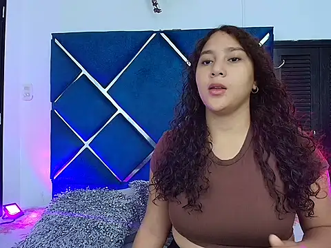 Snapshot of AnaisNuaghty chatting on 25, 3, 2026 AnaisNuaghty online show from 25, 3, 2026