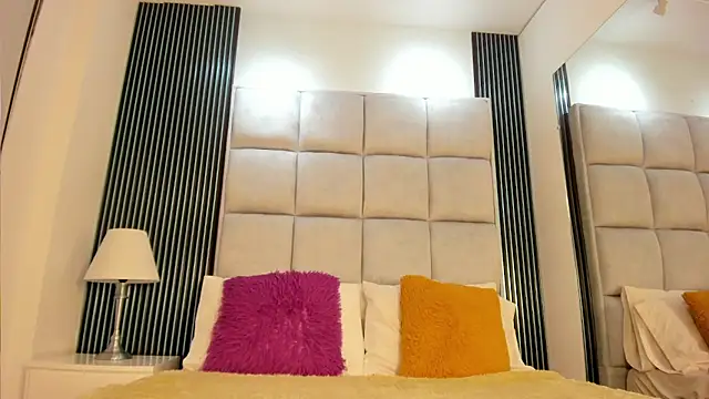 Amelie Fabulous  online show from 25, 3, 2026