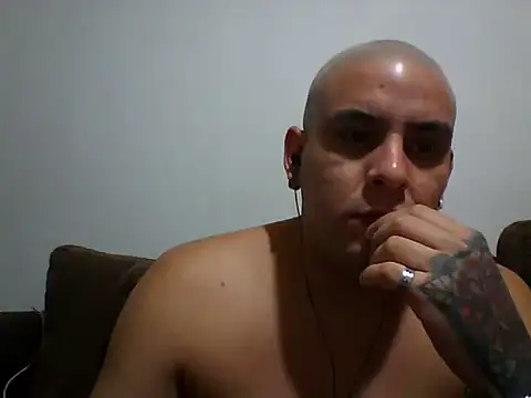 Snapshot of Matiasadventurexxx chatting on 20, 3, 2026 Matiasadventurexxx online show from 20, 3, 2026