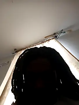 Snapshot of Ebony_rizon chatting on 17, 5, 2026 Ebony rizon online show from 17, 5, 2026