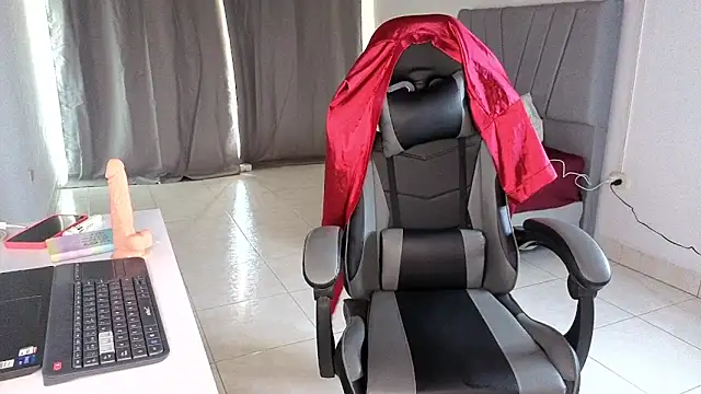 Wendyfzyog3 online show from 14, 3, 2026