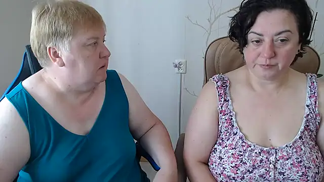 Snapshot of Lindy-Jeanie chatting on 9, 7, 2026 Lindy-Jeanie online show from 9, 7, 2026