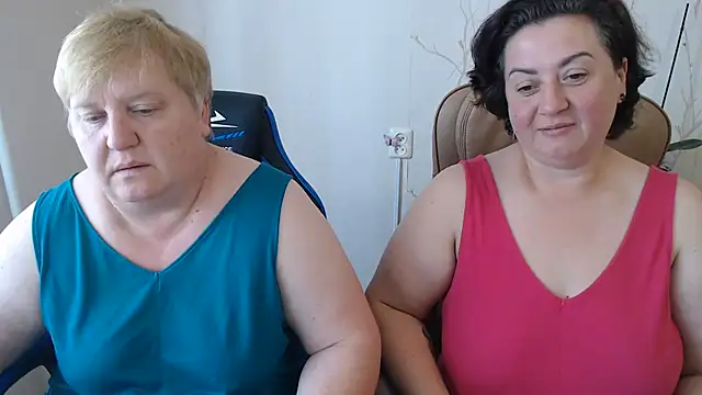Snapshot of Lindy-Jeanie chatting on 2, 8, 2026 Lindy-Jeanie online show from 2, 8, 2026