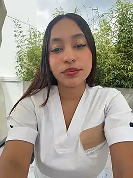 MiaCamille  online show from 15, 4, 2026