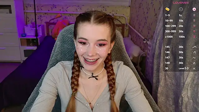 Snapshot of Lunavira chatting on 27, 3, 2026 Lunavira online show from 27, 3, 2026