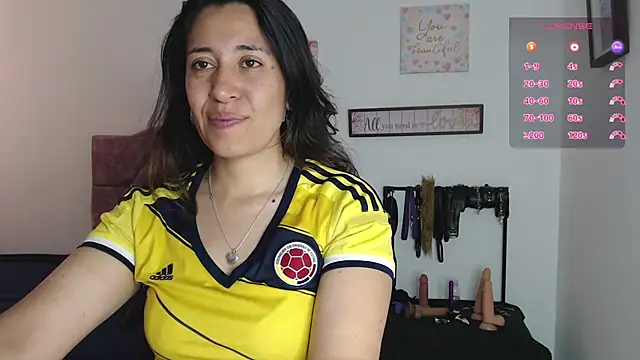 Snapshot of violeta_scott chatting on 27, 6, 2026 violeta scott online show from 27, 6, 2026