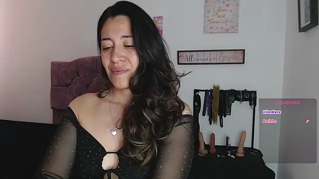 Snapshot of violeta_scott chatting on 29, 6, 2026 violeta scott online show from 29, 6, 2026