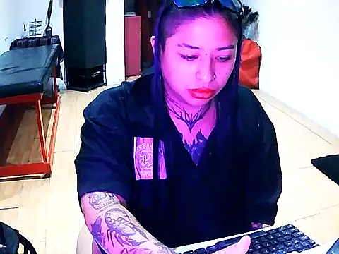 Snapshot of kinki_vi chatting on 12, 3, 2026 kinki vi online show from 12, 3, 2026