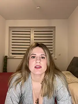 Snapshot of Mina_Foxx chatting on 15, 3, 2026 Mina Foxx online show from 15, 3, 2026