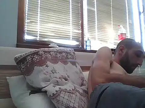 Snapshot of stiven121312 chatting on 2, 8, 2026 stiven121312 online show from 2, 8, 2026