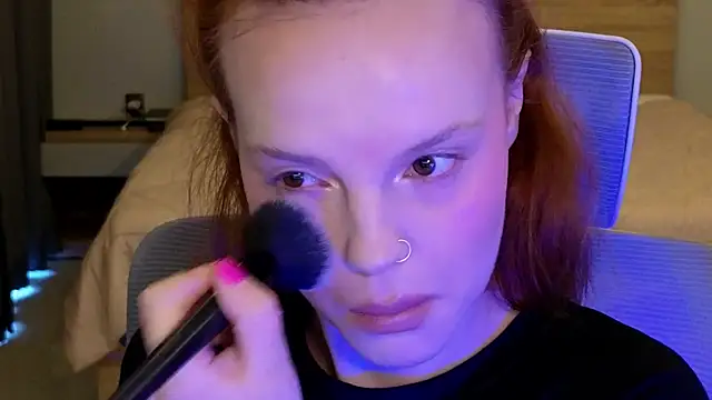 mollybossy online show from 5, 4, 2026