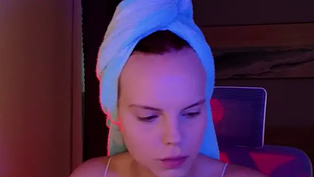 mollybossy online show from 26, 4, 2026