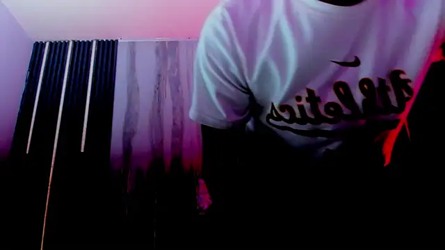 Snapshot of Looney_Tunes_2 chatting on 13, 3, 2026 Looney Tunes 2 online show from 13, 3, 2026