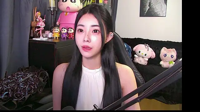 Snapshot of XiaoYuBao- chatting on 21, 3, 2026 XiaoYuBao- online show from 21, 3, 2026