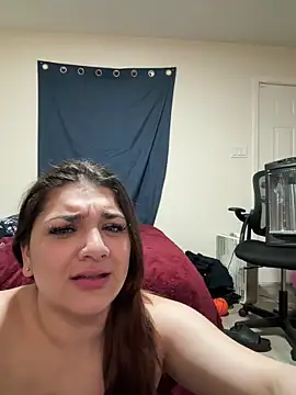 treasurebabii online show from 2, 4, 2026