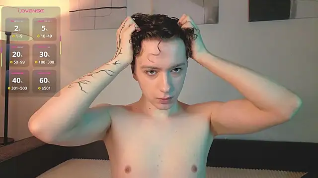 Snapshot of Angel_Crave chatting on 7, 4, 2026 Angel Crave online show from 7, 4, 2026
