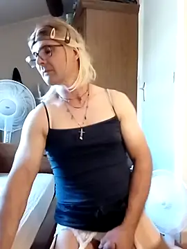 Snapshot of stephie83 chatting on 30, 7, 2026 stephie83 online show from 30, 7, 2026