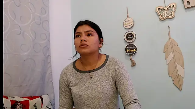 Snapshot of hotlatinaluna23 chatting on 29, 4, 2026 hotlatinaluna23 online show from 29, 4, 2026