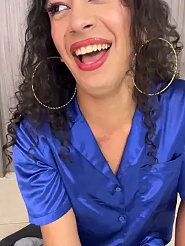 Lacolorinaa online show from 13, 4, 2026