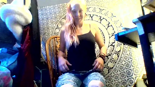 Snapshot of Ambionce chatting on 14, 5, 2026 Ambionce online show from 14, 5, 2026