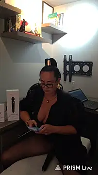 Snapshot of wildestatecouple chatting on 15, 5, 2026 wildestatecouple online show from 15, 5, 2026