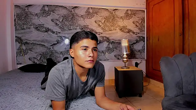 Snapshot of Liam_Dustin chatting on 28, 4, 2026 Liam Dustin online show from 28, 4, 2026