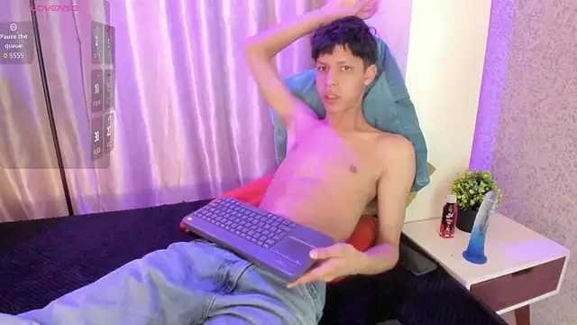 Ethan qop online show from 13, 4, 2026